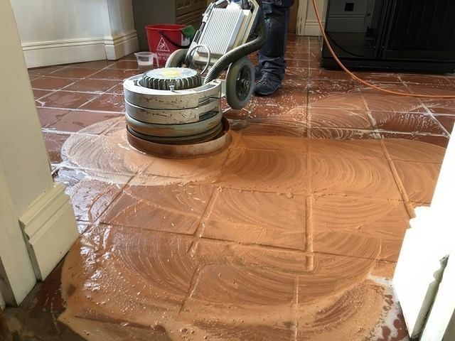 tile-grout-cleaning-7-kireth-ai